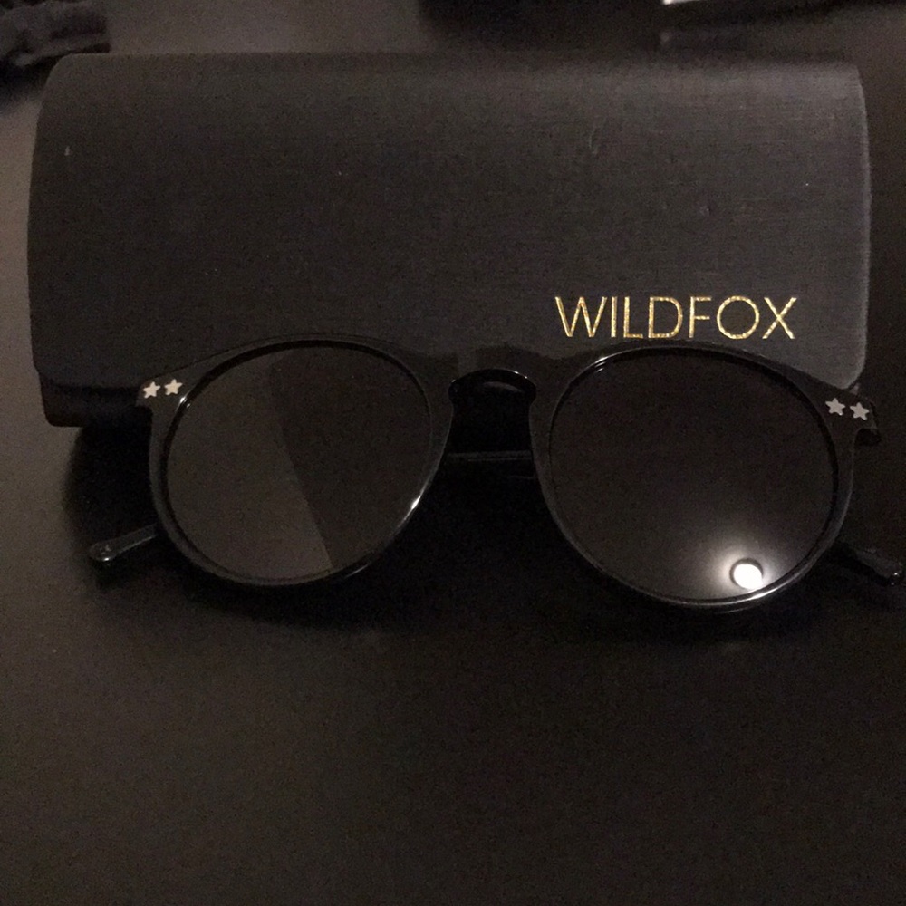 Authentic Wildfox black Steff sunglasses